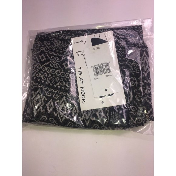 Cejon Accessories Black Lightweight Scarf/Wrap - Picture 2 of 5